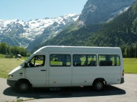 0401_bus_in_landschaft.JPG